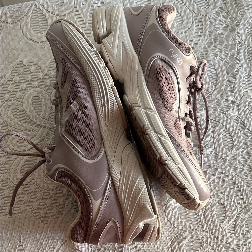 Ryka Women's Mauve and Cream Sneakers - Picture 4 of 6
